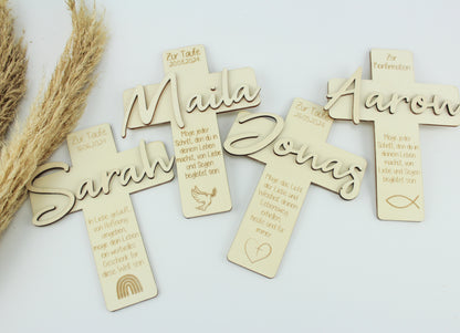 Geschenkset zur Taufe, Taufkreuz mit Namen aus Holz